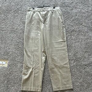 Dockers Men's Khaki Chinos